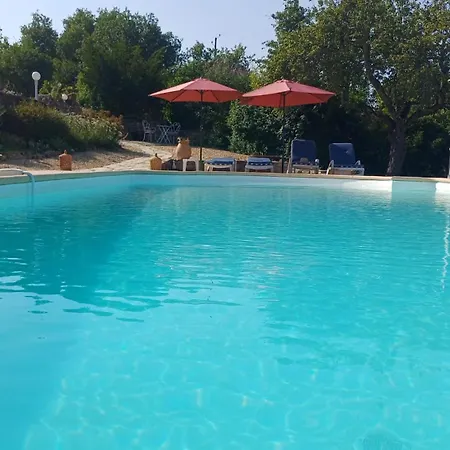 Independante, Au Calme Douillette Et Confort Kır Evi *